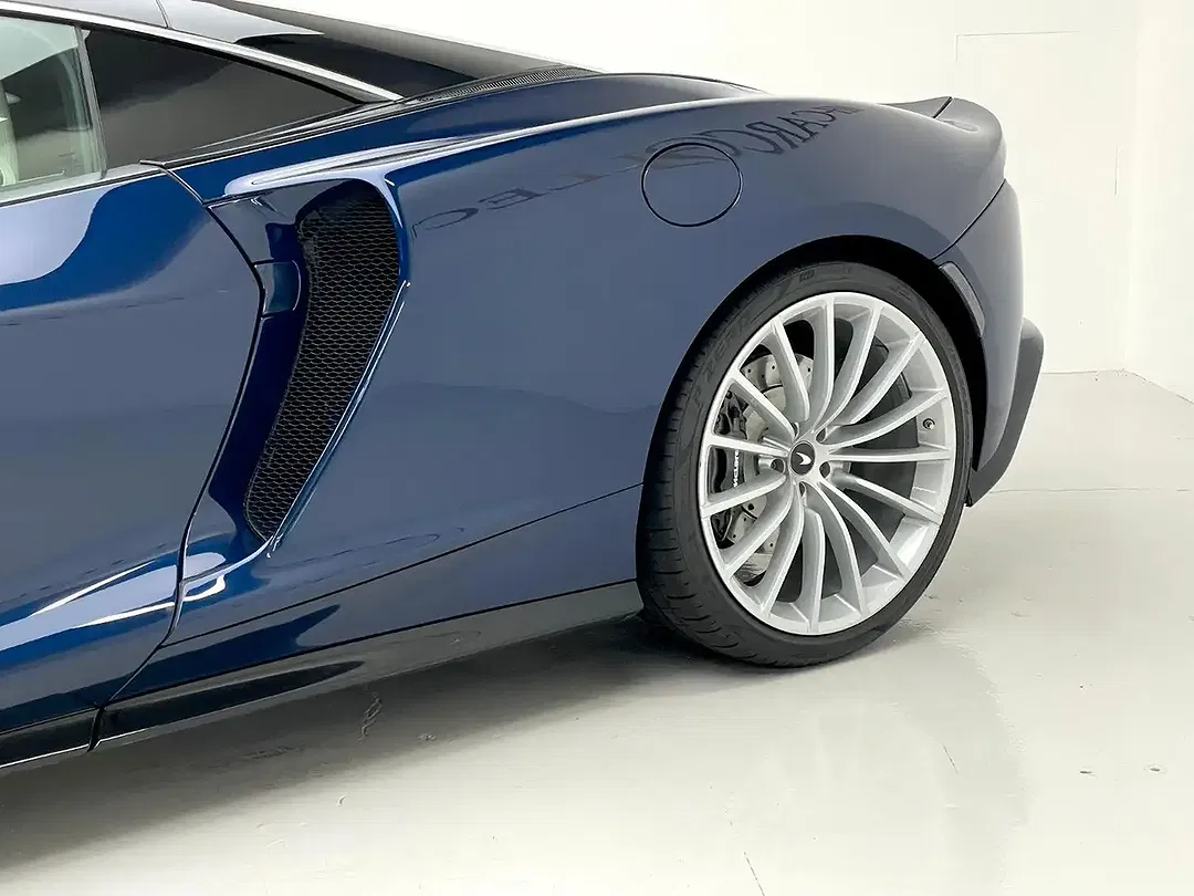 McLaren GT - Thumbnail 3