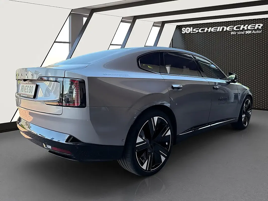 Volvo ES90 Single Motor Extended Range Ultra - Thumbnail 6