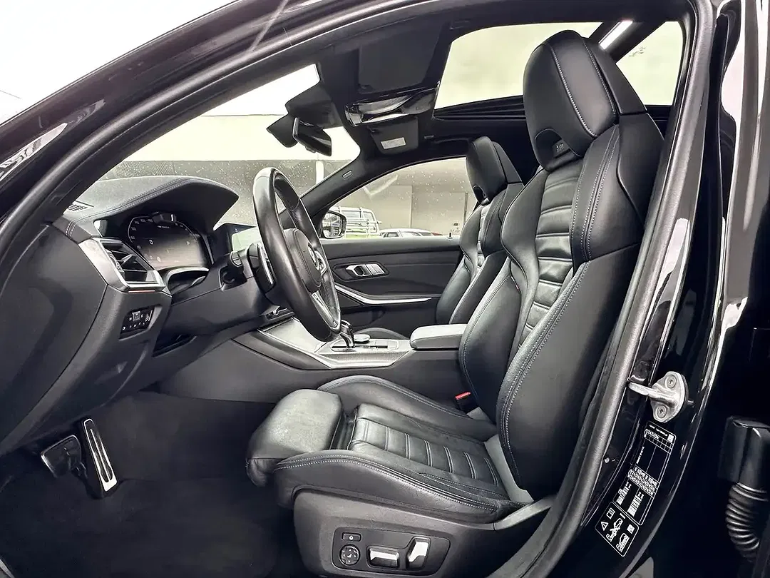 BMW M3 xDrive M Touring - Thumbnail 11