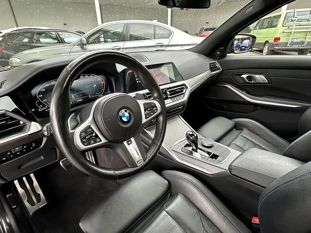 BMW M3 xDrive M Touring - Thumbnail 12