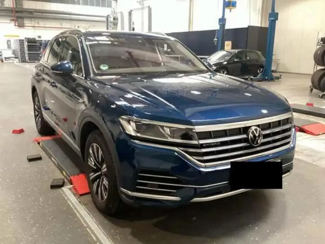 Volkswagen Touareg eHybrid 4Motion - foto 2