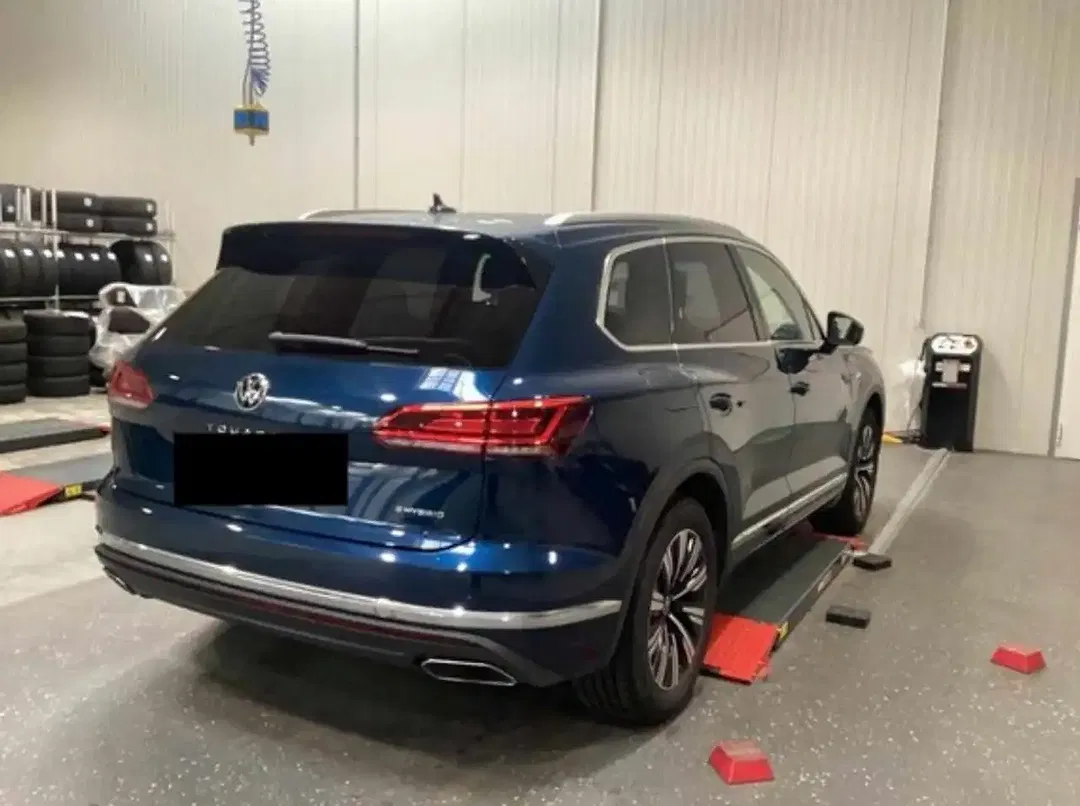 Volkswagen Touareg eHybrid 4Motion - Thumbnail 4