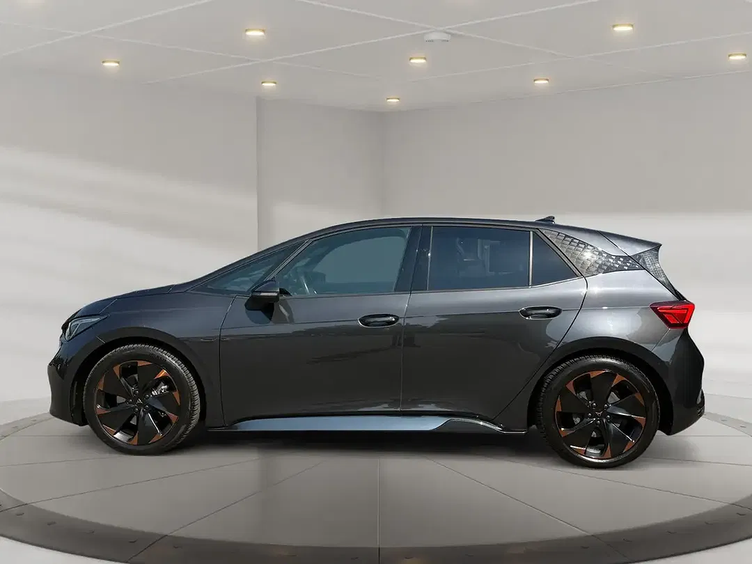 CUPRA Born - Thumbnail 3