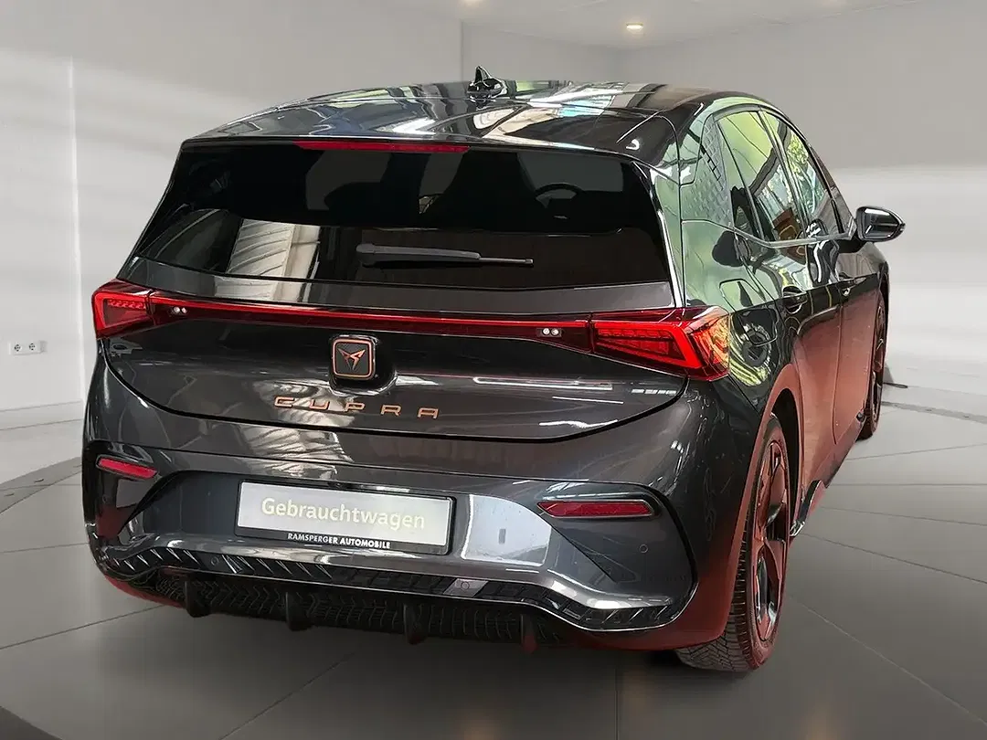 CUPRA Born - Thumbnail 5