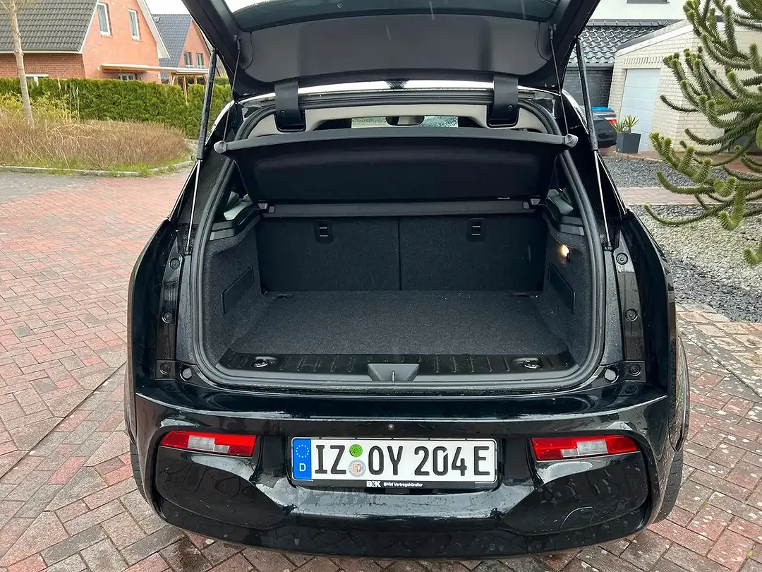BMW i3 - Thumbnail 5