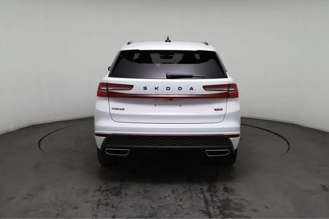 Skoda Kodiaq 2.0 TSI 4x4 vRS - Thumbnail 6