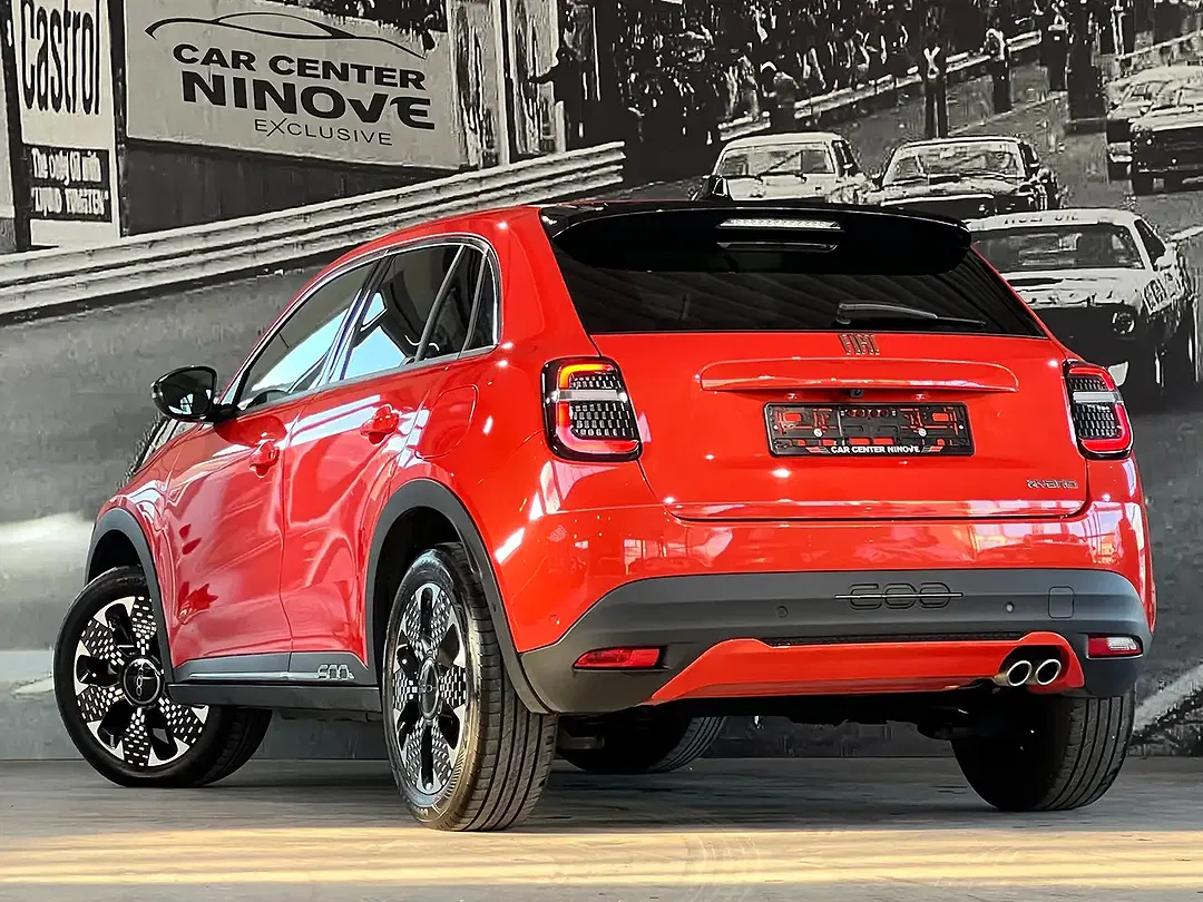 Fiat 600 1.2 Hybrid DCT La Prima - Thumbnail 4