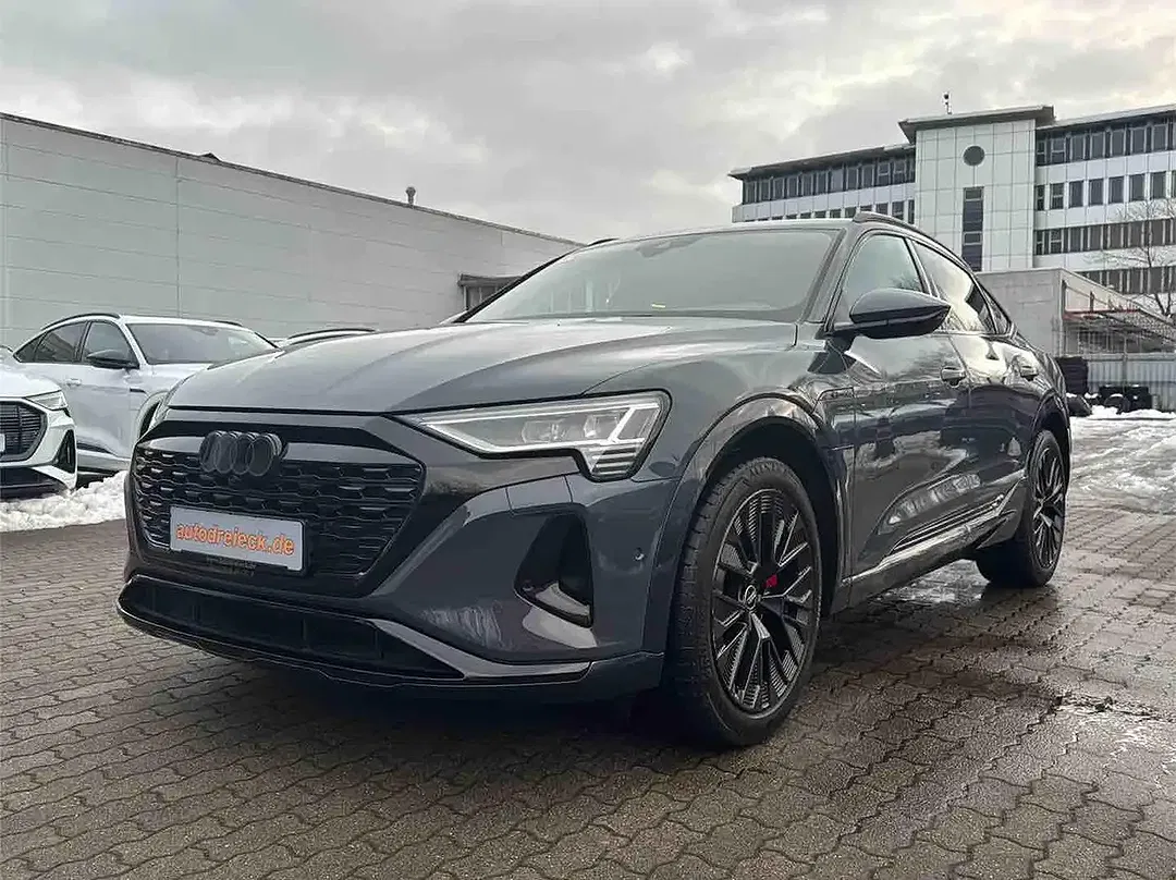 Audi Q8 e-tron 50 Sportback S line - foto 1