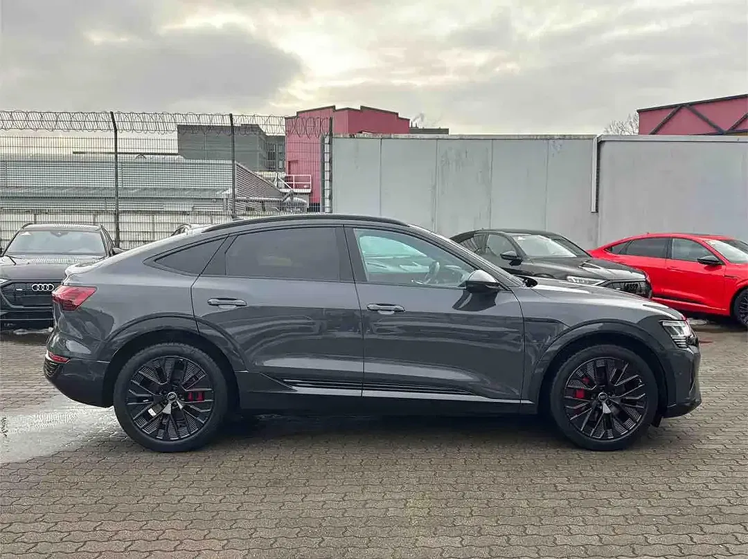 Audi Q8 e-tron 50 Sportback S line - Thumbnail 6