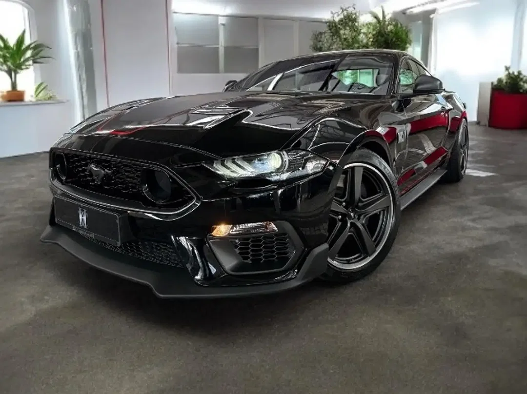 Ford Mustang - Afbeelding 1