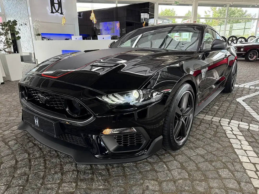 Ford Mustang - Thumbnail 10