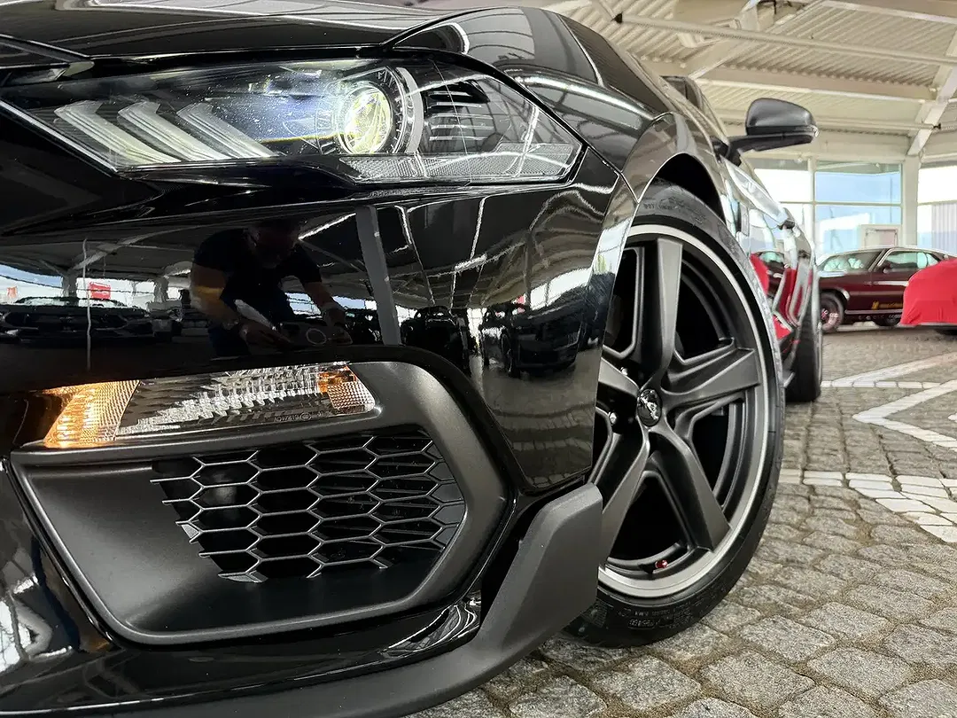 Ford Mustang - Thumbnail 13