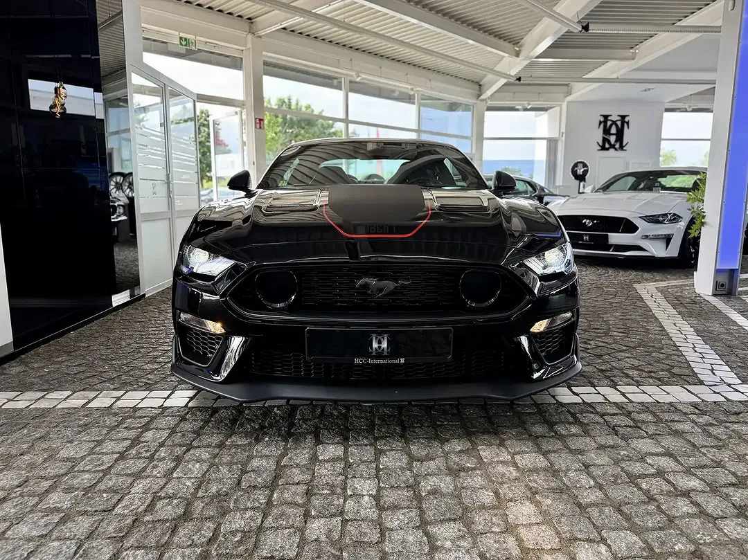 Ford Mustang - Thumbnail 4