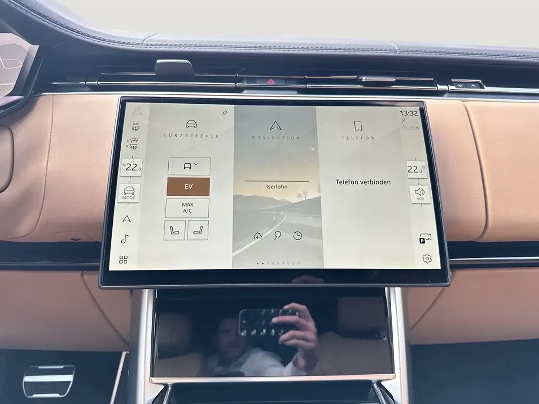 Land Rover Range Rover P550e Hybrid HSE - Thumbnail 11