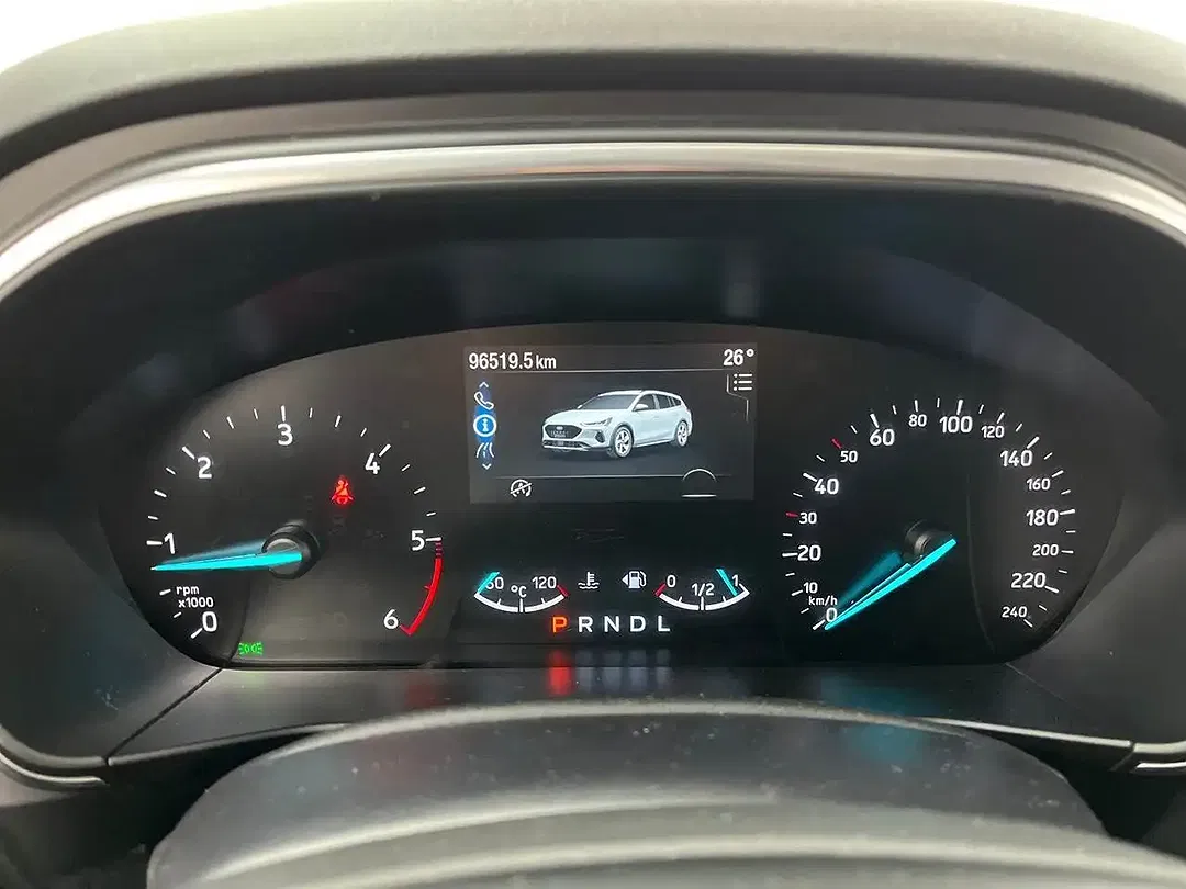 Ford Focus 1.5 EcoBlue Active - Thumbnail 8