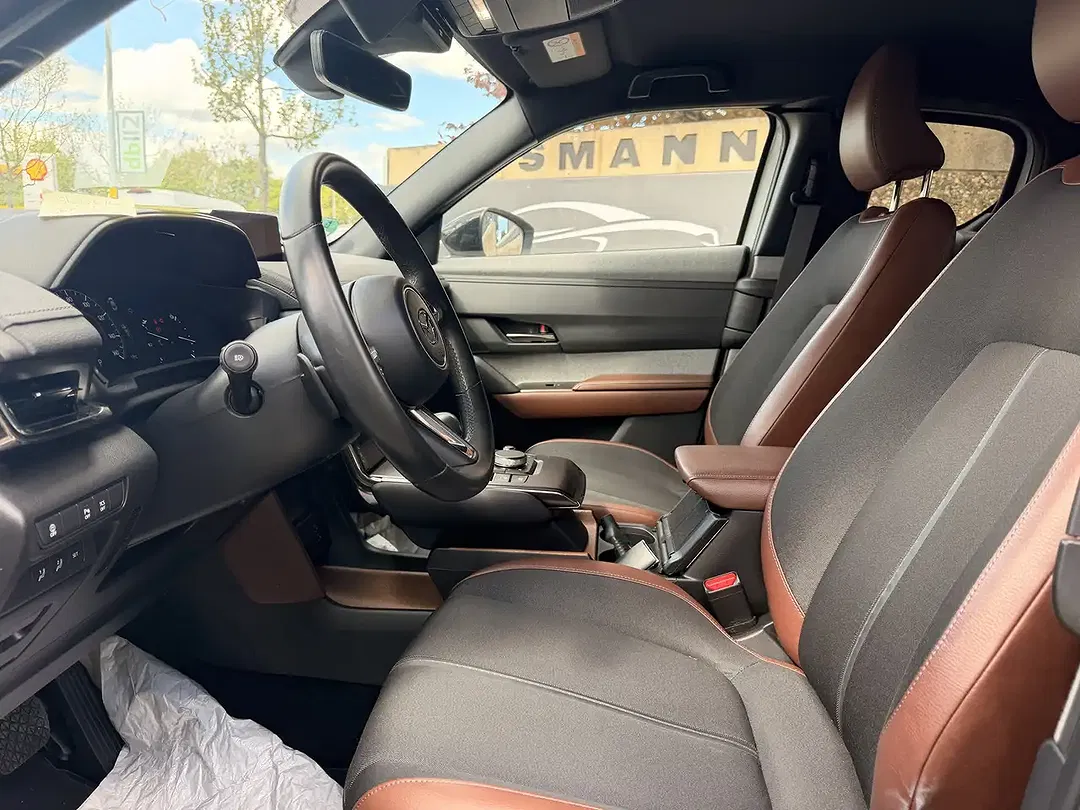 Mazda MX-30 - Thumbnail 6