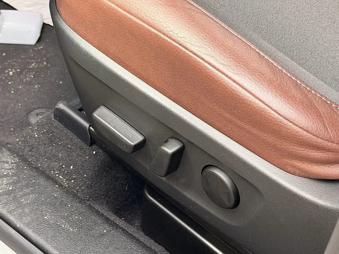 Mazda MX-30 - Thumbnail 9