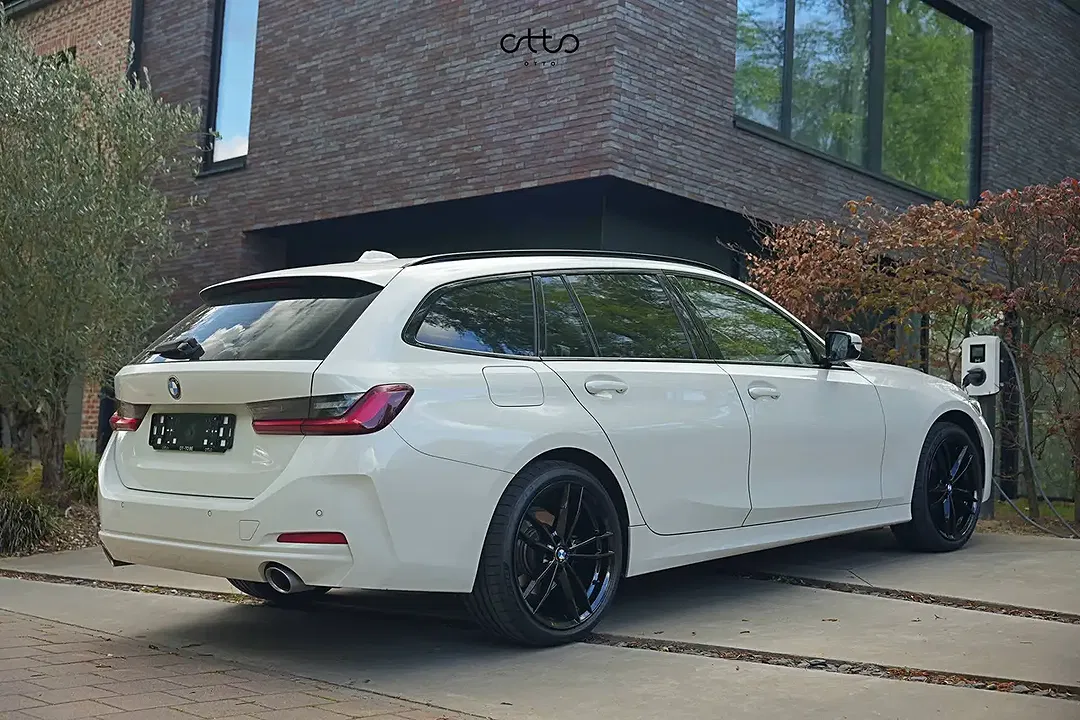 BMW 318 Touring Shadow Line - Thumbnail 6