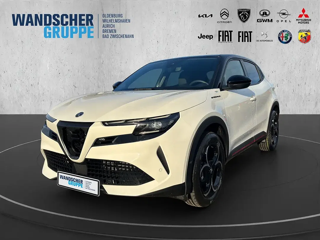 Alfa Romeo Junior 1.2 Ibrida Speciale - Afbeelding 1