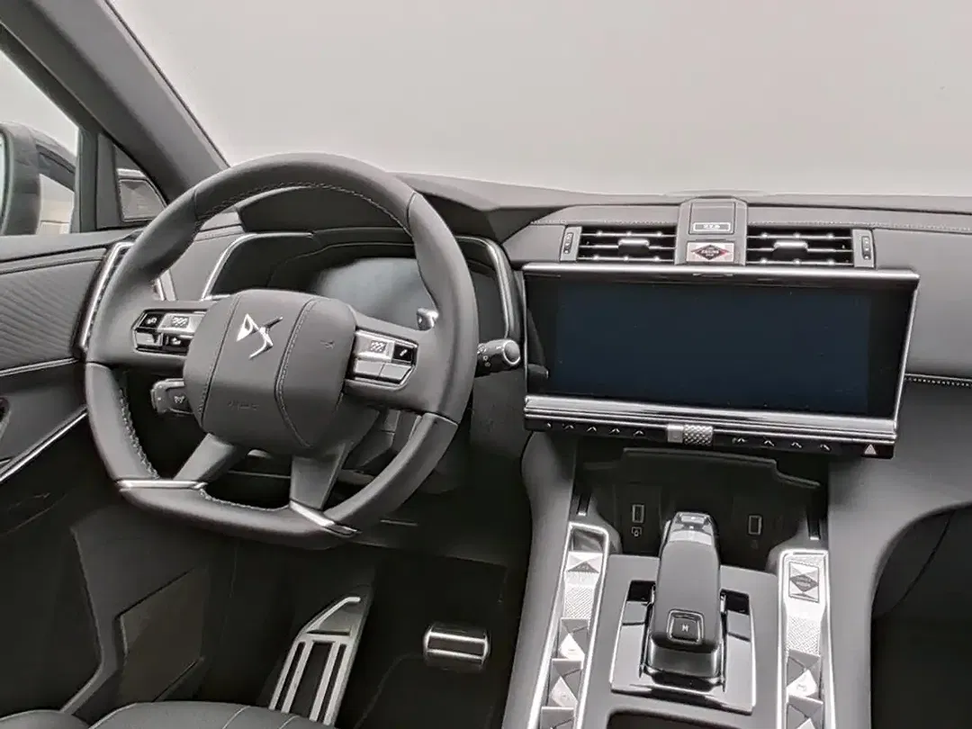 DS Automobiles DS 7 Crossback - Thumbnail 11