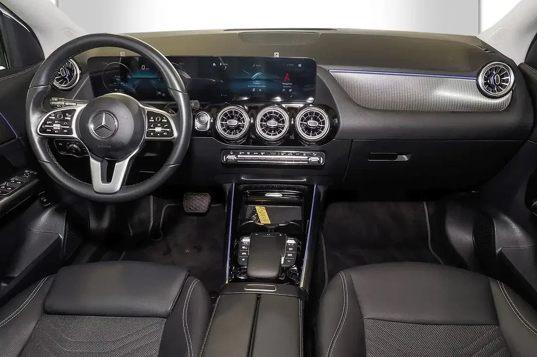 Mercedes-Benz EQA 250 - Thumbnail 12