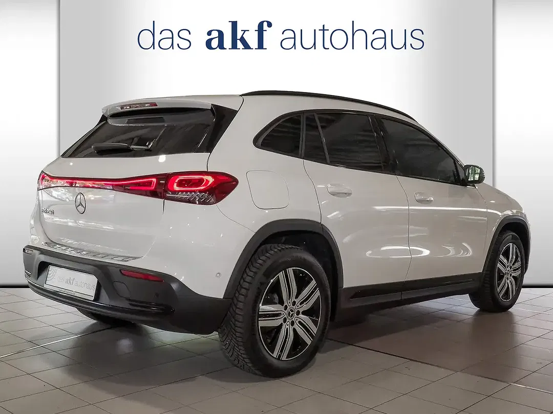 Mercedes-Benz EQA 250 - Thumbnail 5