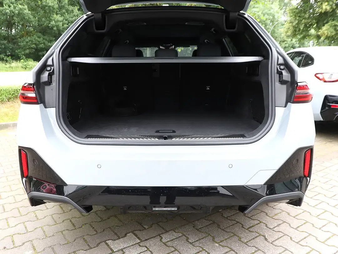 BMW 640 eDrive Electric M - Thumbnail 6