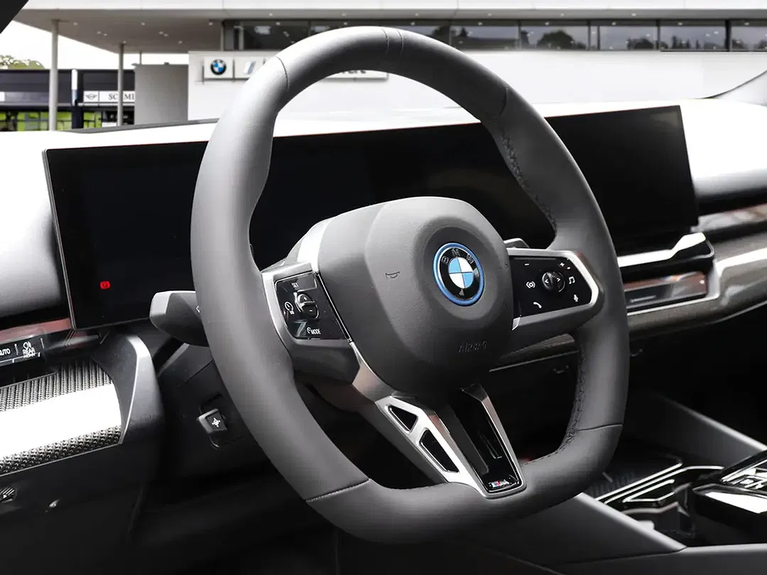BMW 640 eDrive Electric M - Thumbnail 3
