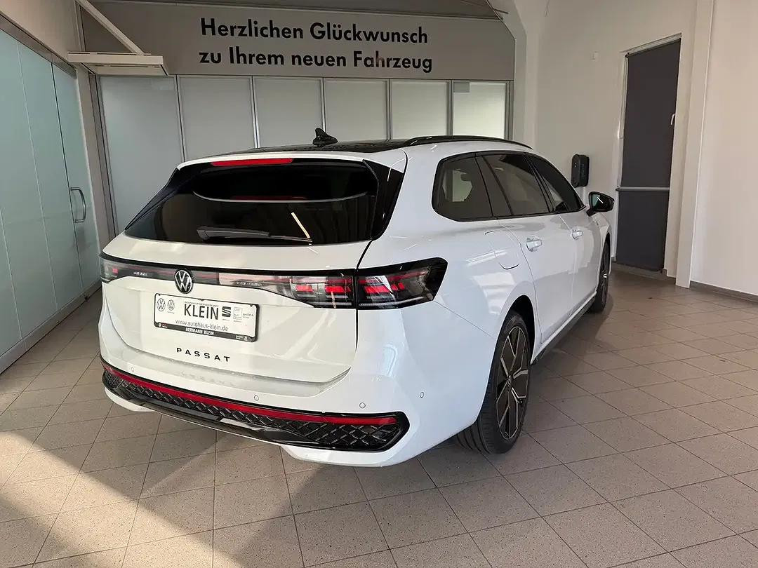 Volkswagen Passat 1.5 eHybrid R-Line - Thumbnail 9