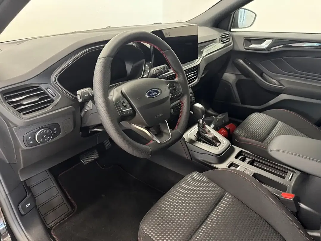 Ford Focus ST-Line X - Thumbnail 12