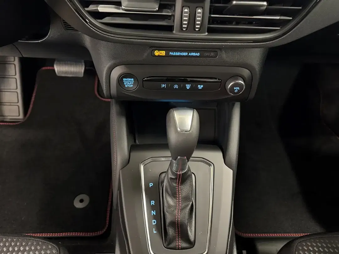 Ford Focus ST-Line X - Thumbnail 15