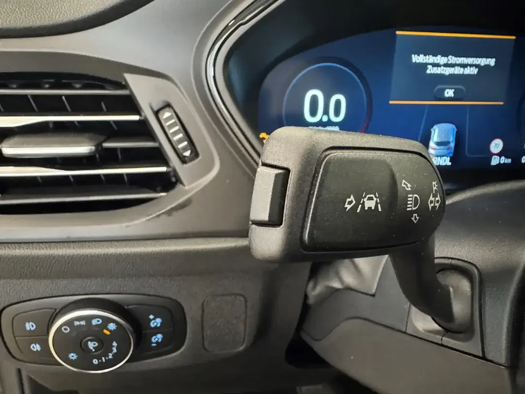 Ford Focus ST-Line X - Thumbnail 19