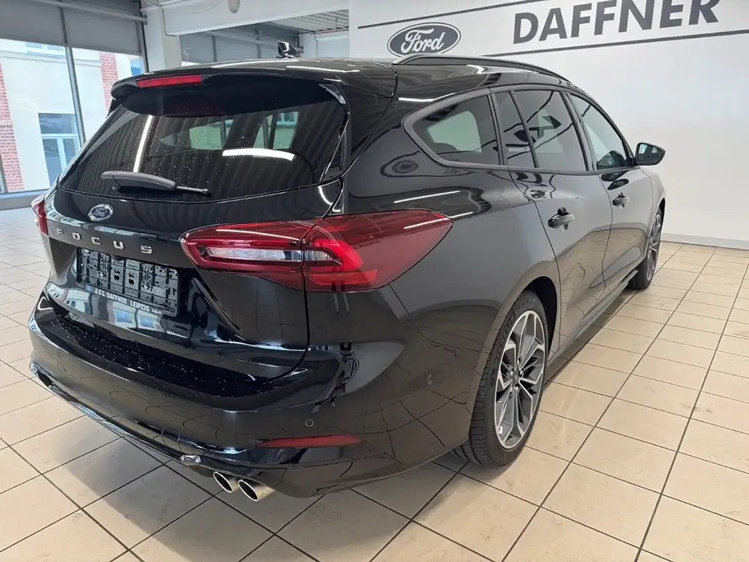 Ford Focus ST-Line X - Thumbnail 8
