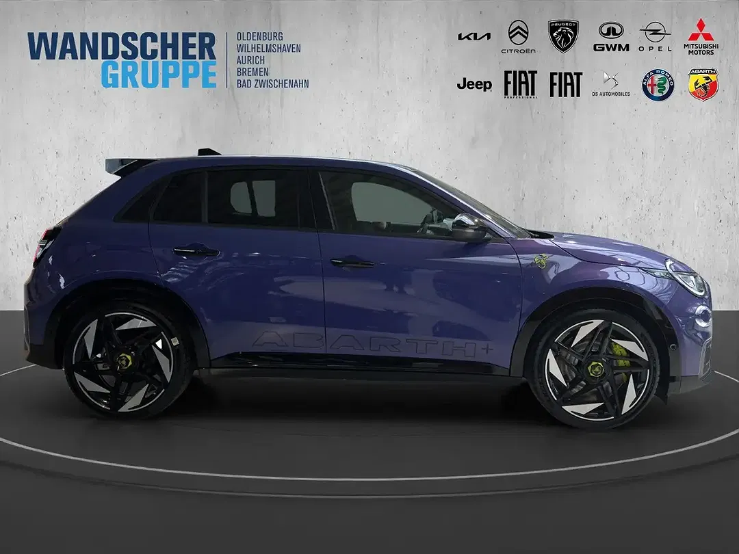Abarth 600e Scorpionissima - Thumbnail 6