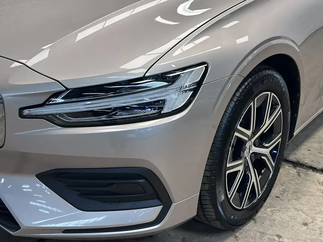 Volvo V60 B3 2.0 MHEV AUT - Thumbnail 6