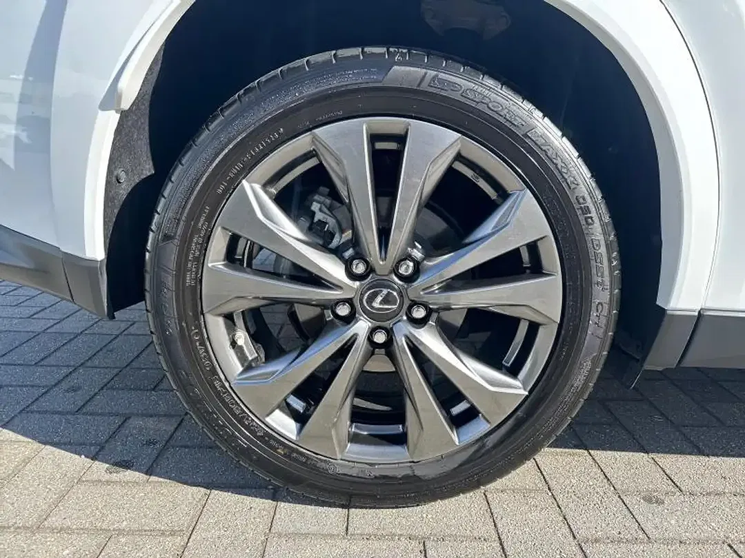 Lexus UX 250h Hybrid F SPORT - Thumbnail 13