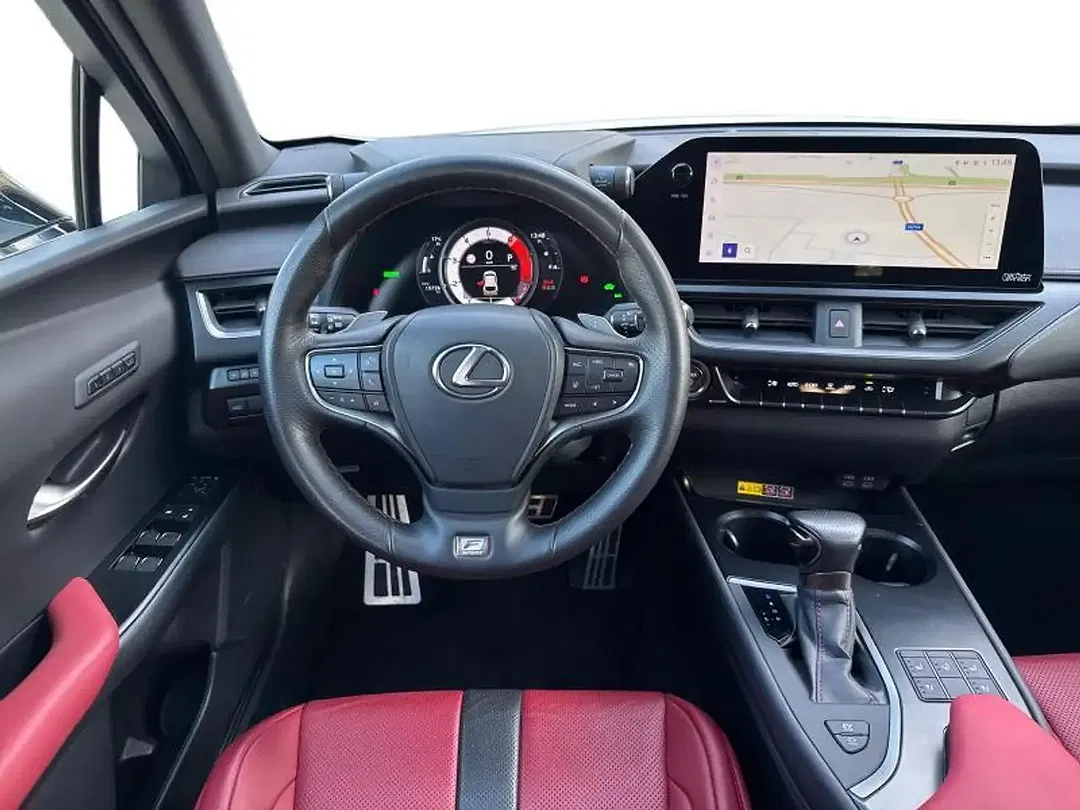 Lexus UX 250h Hybrid F SPORT - Thumbnail 8