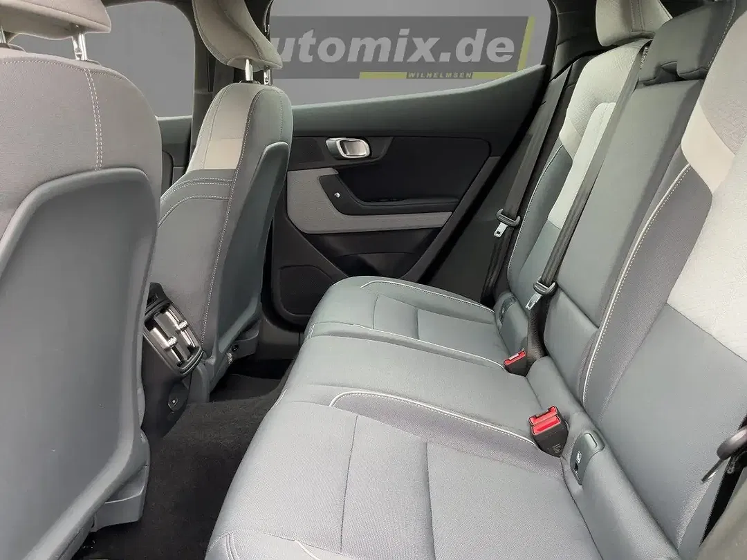 Polestar 2 64 kWh EV Standard Range - Thumbnail 8