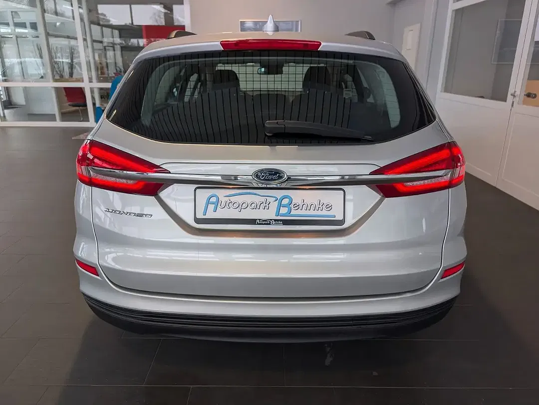 Ford Mondeo 2.0 AUT - Thumbnail 10