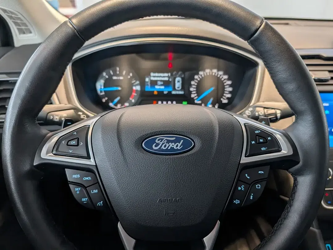 Ford Mondeo 2.0 AUT - Thumbnail 13