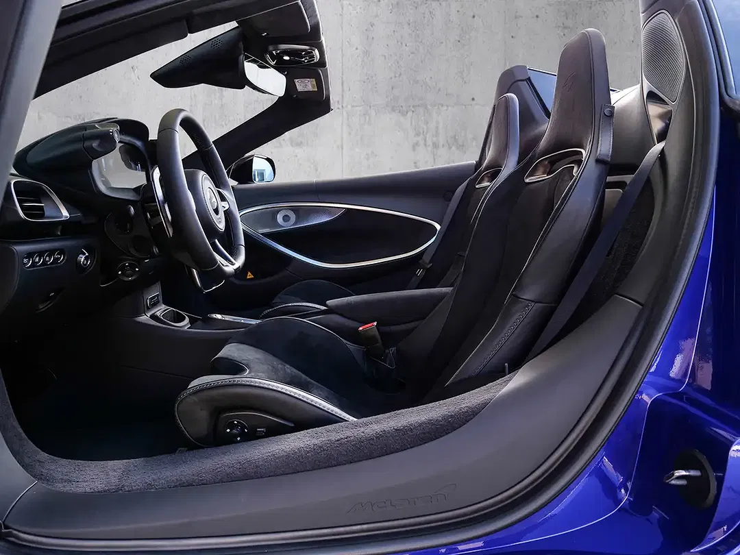 McLaren Artura Performance Black Pack Spider - Thumbnail 8