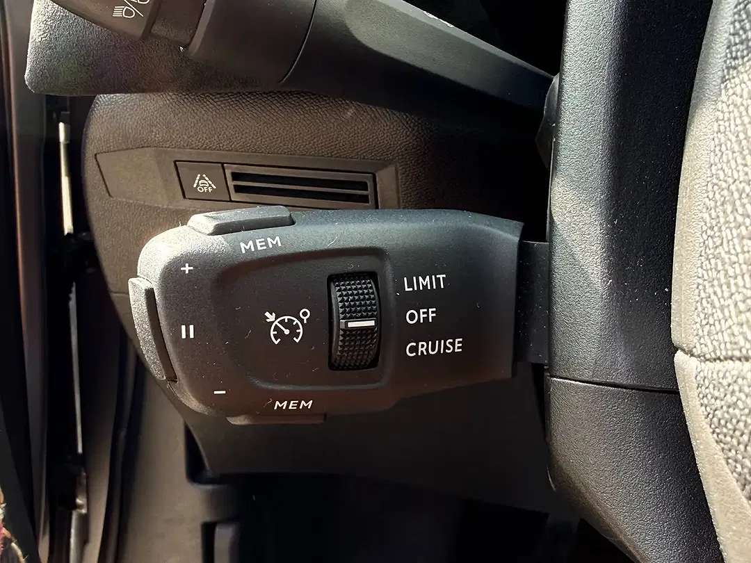 DS Automobiles DS 3 Crossback - Thumbnail 10