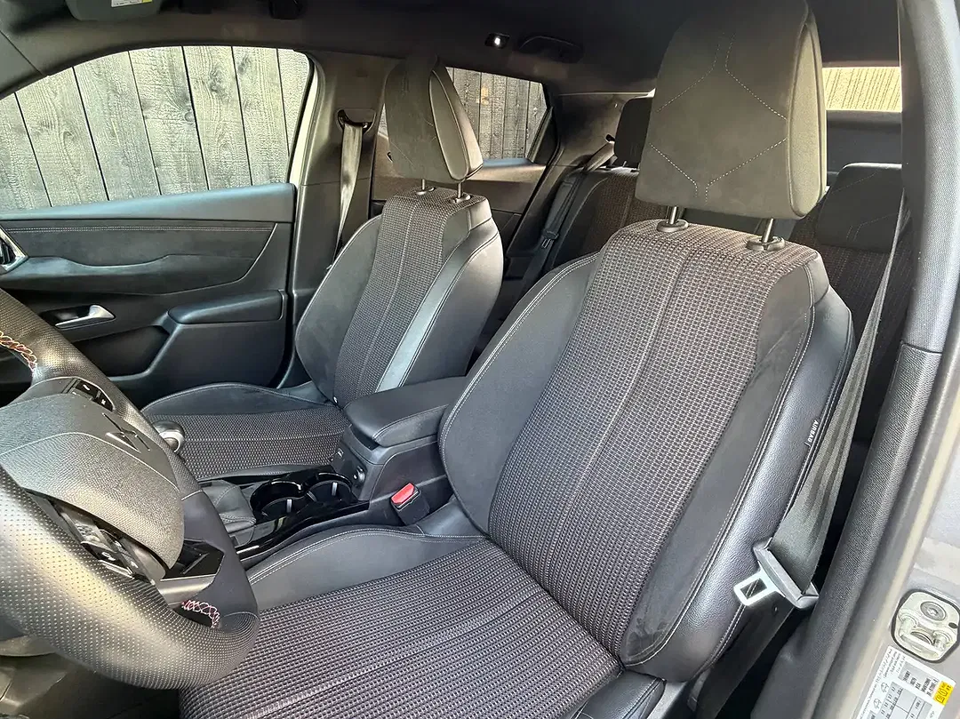 DS Automobiles DS 3 Crossback - Thumbnail 9