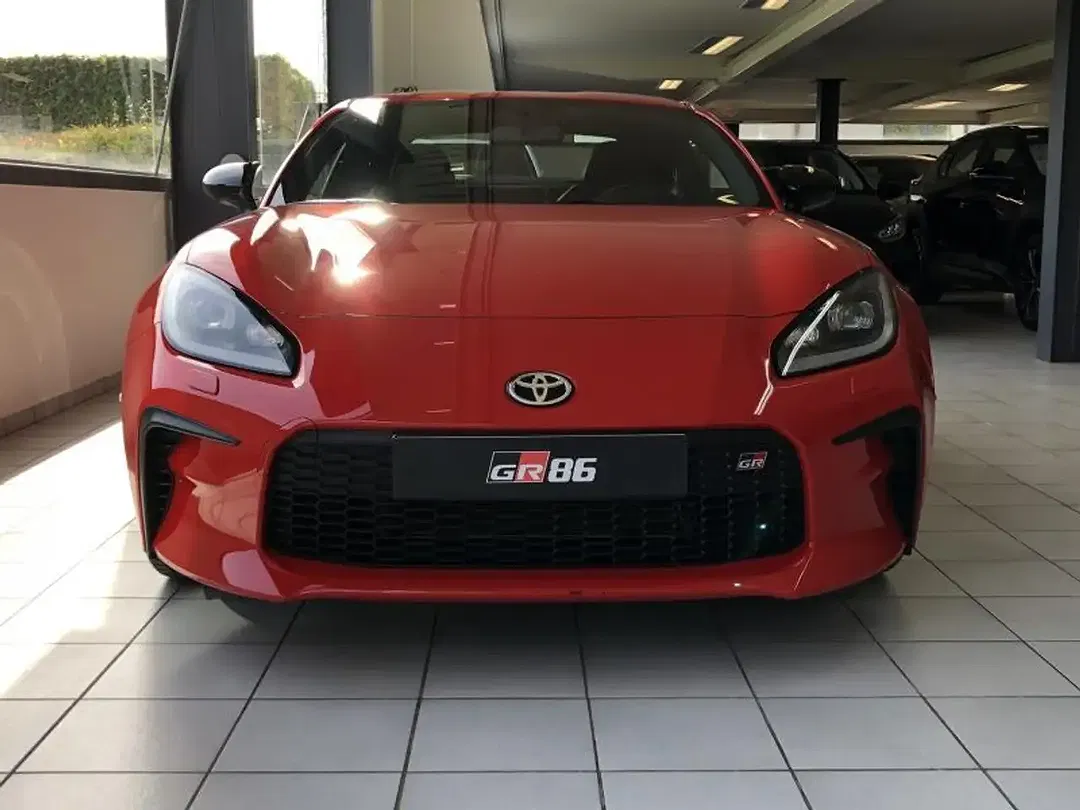 Toyota GR86 - Thumbnail 7