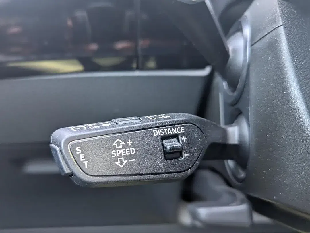 Audi SQ8 e-tron S line - Thumbnail 4