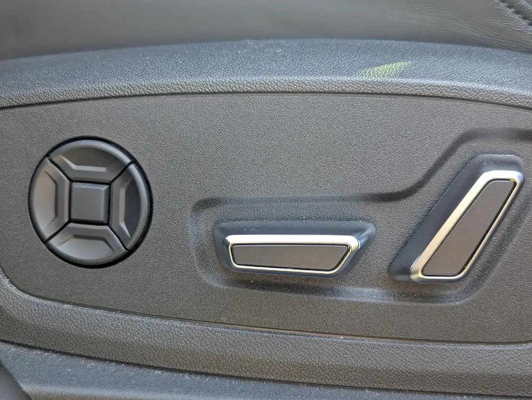 Audi SQ8 e-tron S line - Thumbnail 5