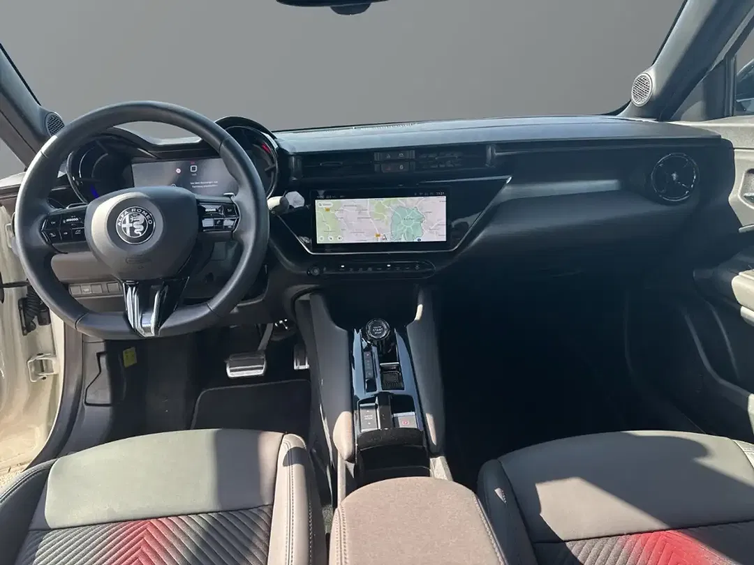 Alfa Romeo Junior 1.2 Ibrida VGT MHEV Speciale - foto 15