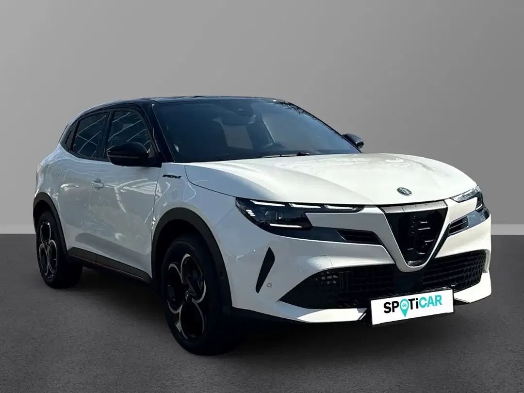 Alfa Romeo Junior 1.2 Ibrida VGT MHEV Speciale - Thumbnail 7