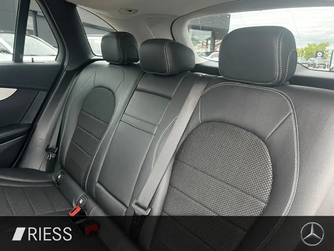 Mercedes-Benz GLC 220 4MATIC - Thumbnail 11