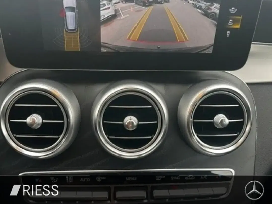 Mercedes-Benz GLC 220 4MATIC - Thumbnail 14